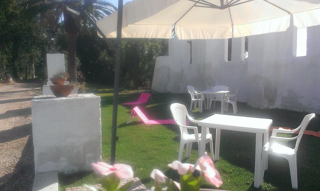 Masseria Strada Agriturismo Джиноза Екстер'єр фото